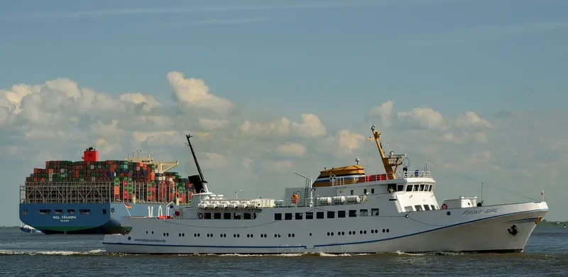 FUNNY GIRL Passenger Ship IMO 7315569 photo 7