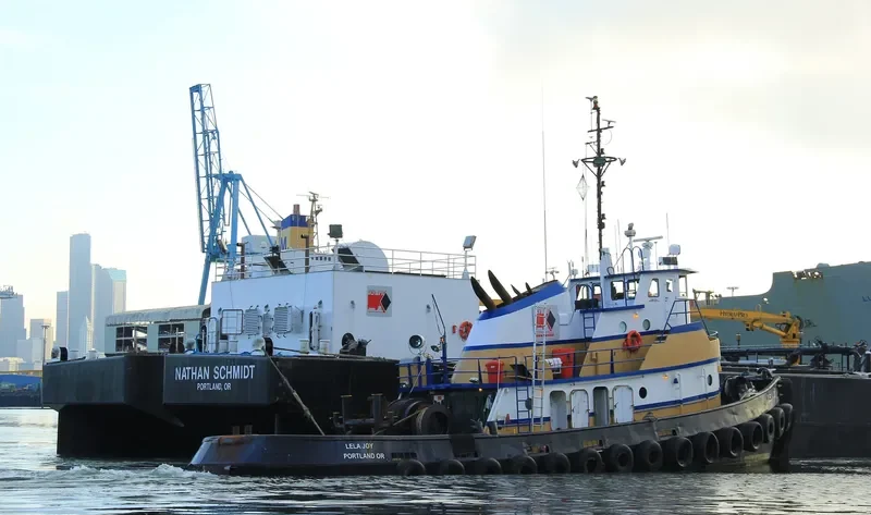LELA JOY Tug Boat IMO 7316460
