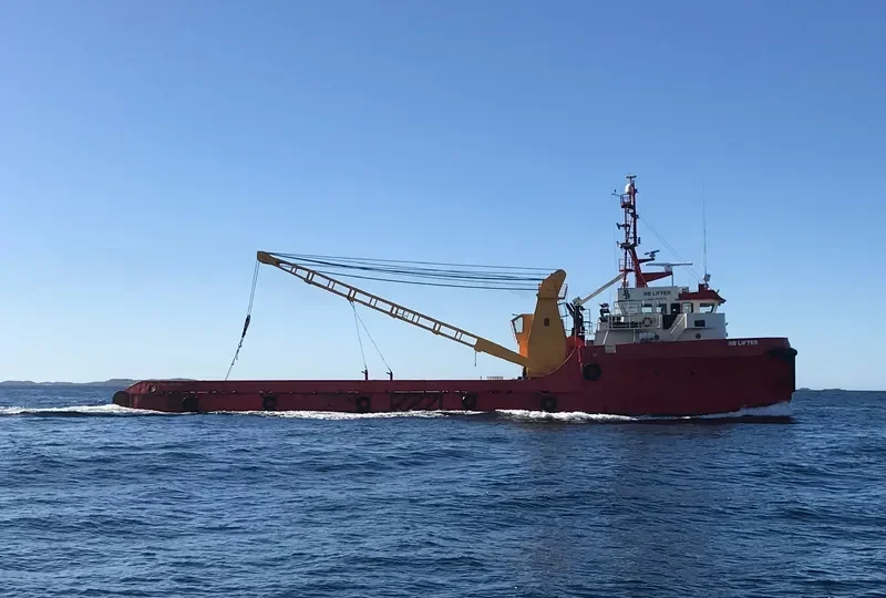 BB LIFTER Offshore Vessel IMO 7319072 photo 2