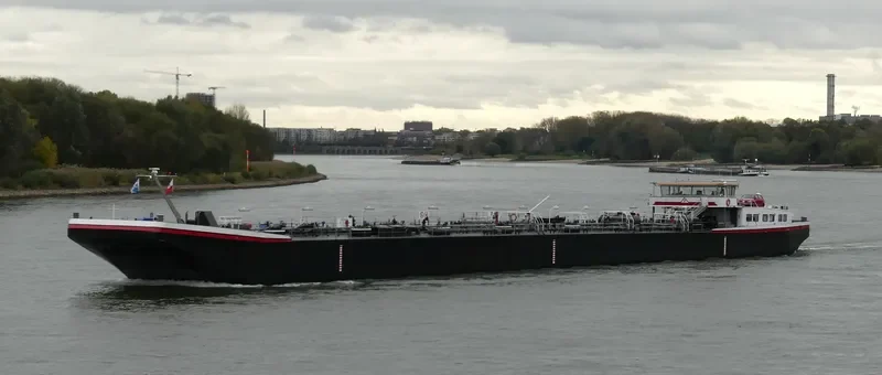 NESTOR SEVRIN Tanker IMO 7324493 photo 4