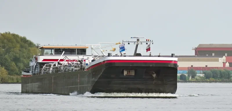 NESTOR SEVRIN Tanker IMO 7324493 photo 7