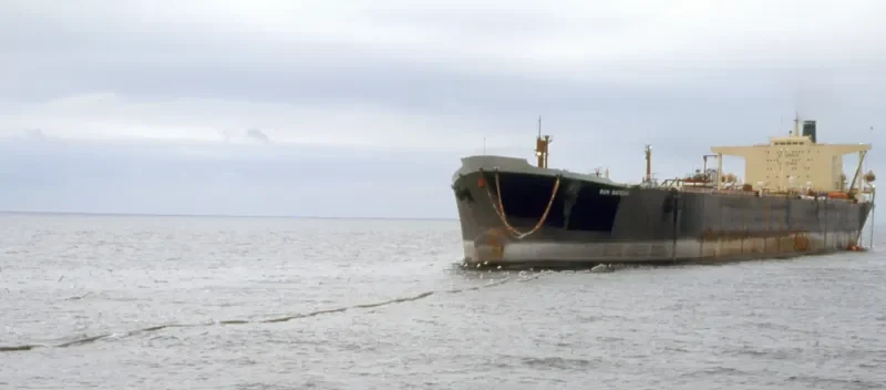 CIDADE DE SANTOS Tanker IMO 7325899 photo 4