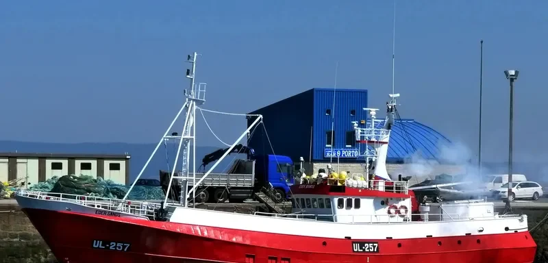 EDER SANDS Fishing Vessel IMO 7326051 photo 3