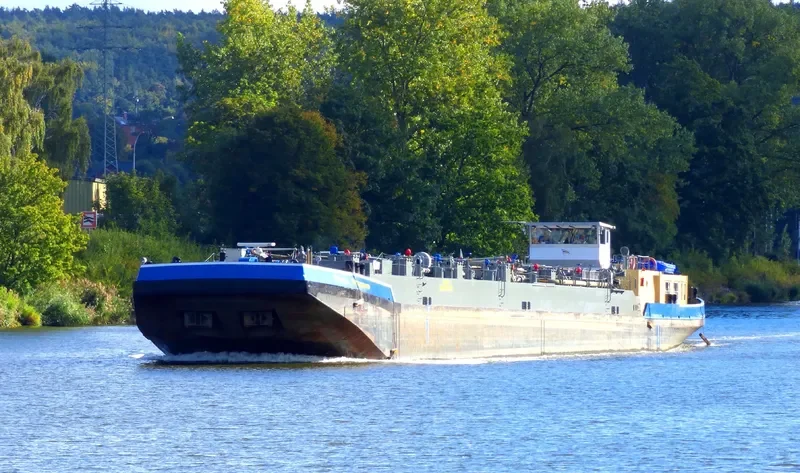 PAUL BURMESTER Tanker IMO 7329285 photo 5