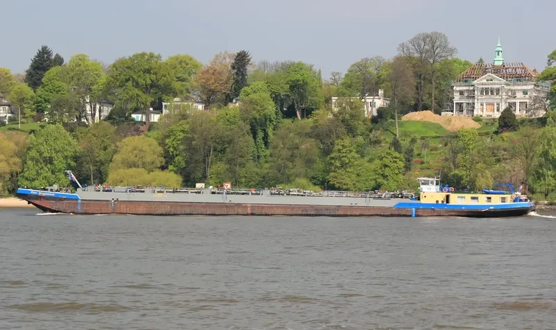 PAUL BURMESTER Tanker IMO 7329285 photo 10