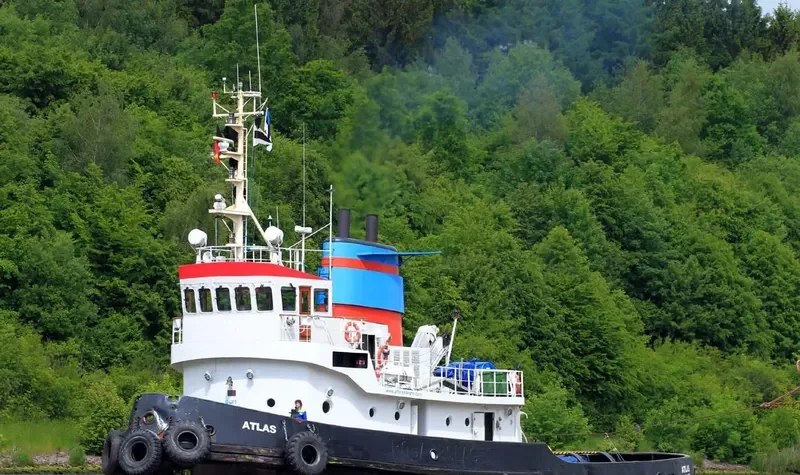 ATLAS Tug Boat IMO 7330337 photo 3