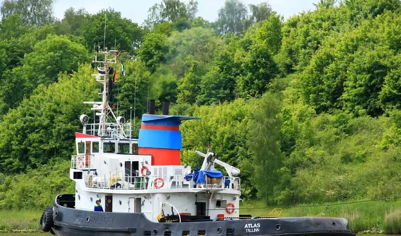 ATLAS Tug Boat IMO 7330337 photo 5