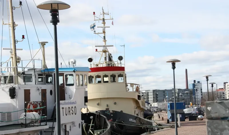 ATLAS Tug Boat IMO 7330337 photo 9