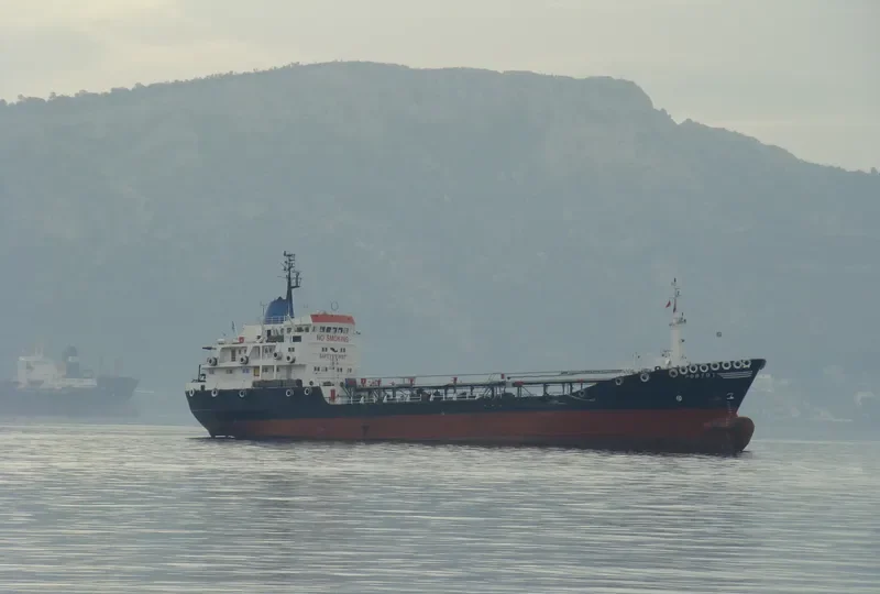 APECUS Tanker IMO 7333810 photo 7