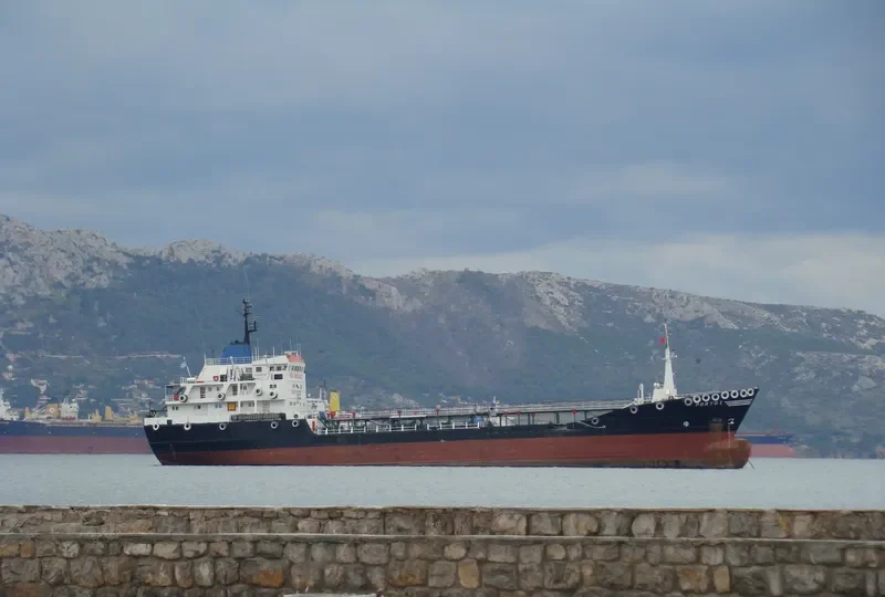 APECUS Tanker IMO 7333810 photo 10