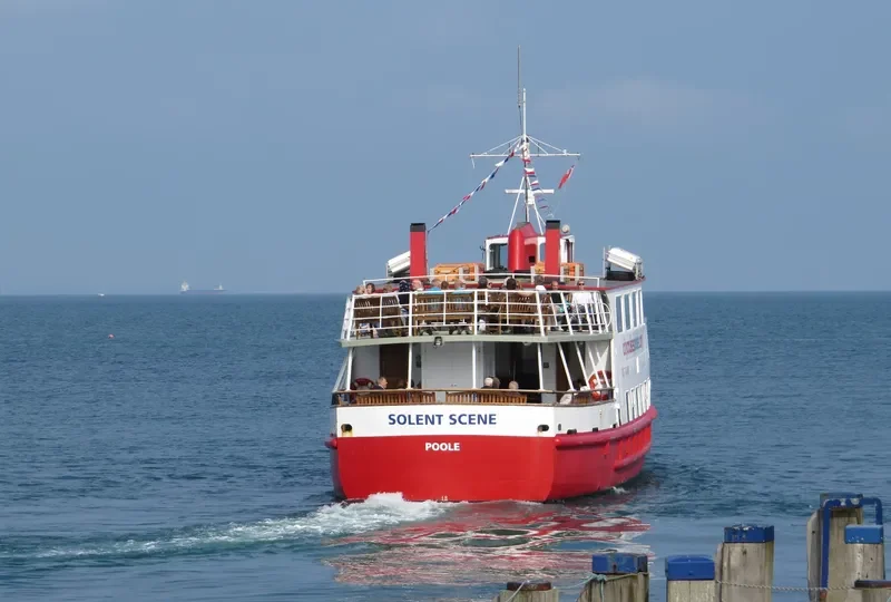SOLENT SCENE Passenger Ship IMO 7340344 photo 4