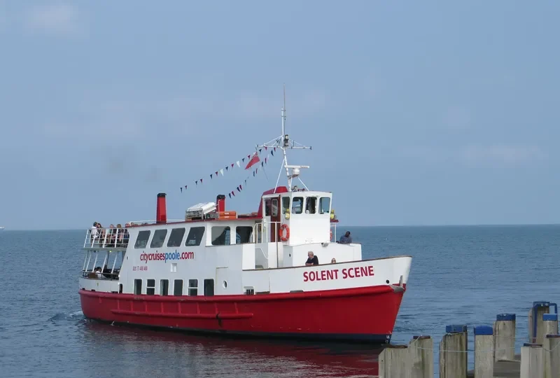 SOLENT SCENE Passenger Ship IMO 7340344 photo 7