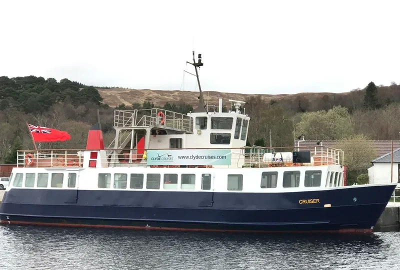 CRUISER Passenger Ship IMO 7341049