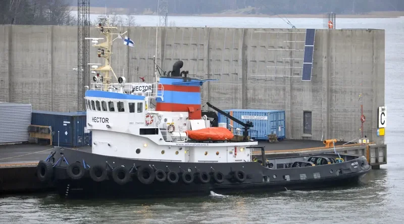 HECTOR Tug Boat IMO 7341166 photo 5