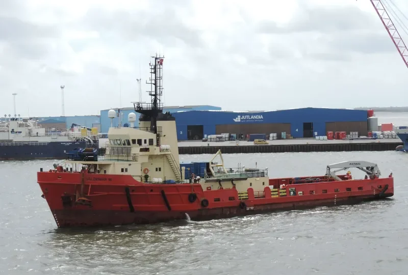 VALDEMAR M Offshore Vessel IMO 7343633 photo 8