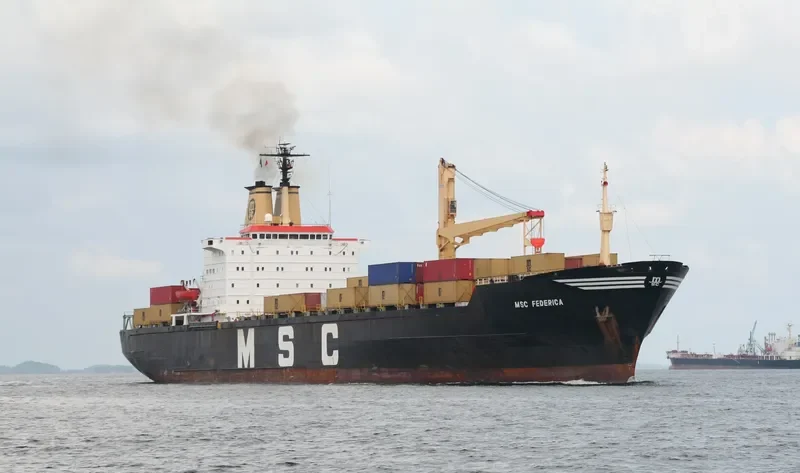 MSC FEDERICA Container Ship IMO 7347512 photo 6