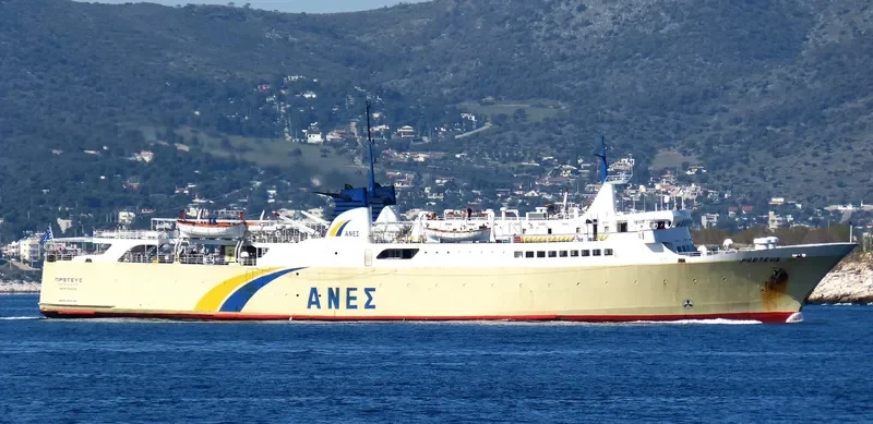 PROTEUS Ro-Ro IMO 7350416 photo 9