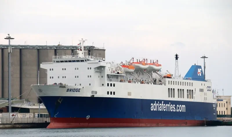 DUBA Ro-Ro IMO 7356252 photo 10