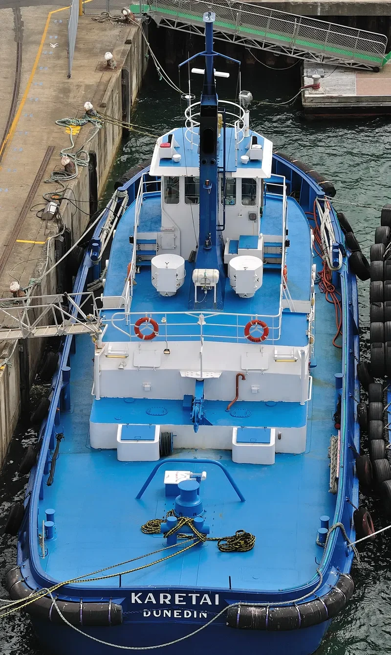 WIDE BAY Tug Boat IMO 7357000 photo 2