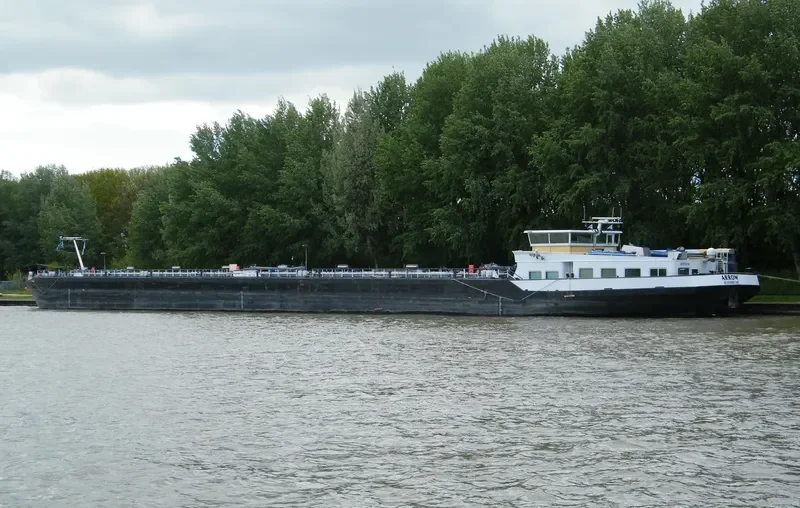 ARROW Tanker IMO 7357050 photo 2