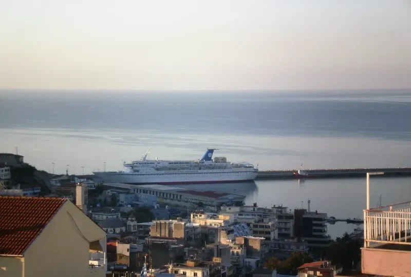 GOLD CLUB Passenger Ship IMO 7358573