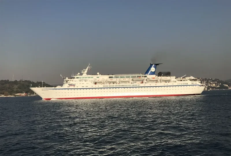 GOLD CLUB Passenger Ship IMO 7358573 photo 7