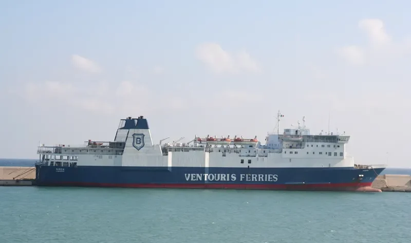 SIREN Ro-Ro IMO 7358743 photo 4