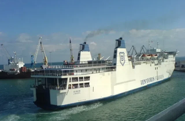 SIREN Ro-Ro IMO 7358743 photo 10