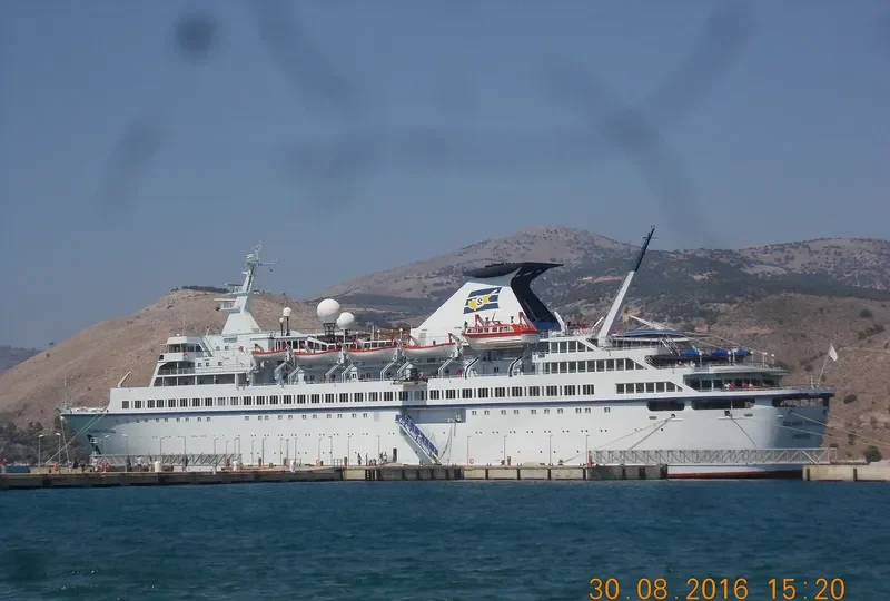 SALAMIS FILOXENIA Passenger Ship IMO 7359400 photo 8