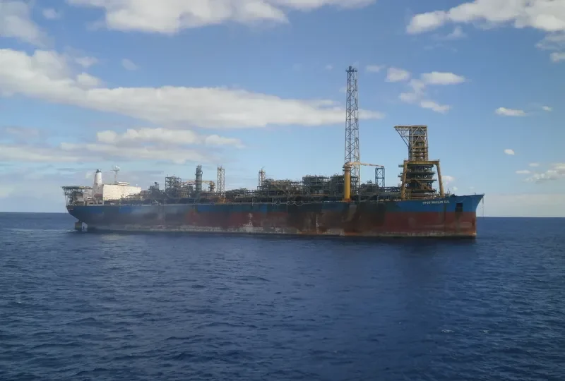 MARLIM SUL Tanker IMO 7360148 photo 2