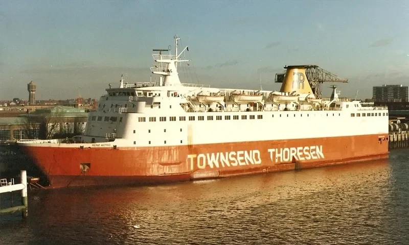 AL MANSOUR Ro-Ro IMO 7360629 photo 4