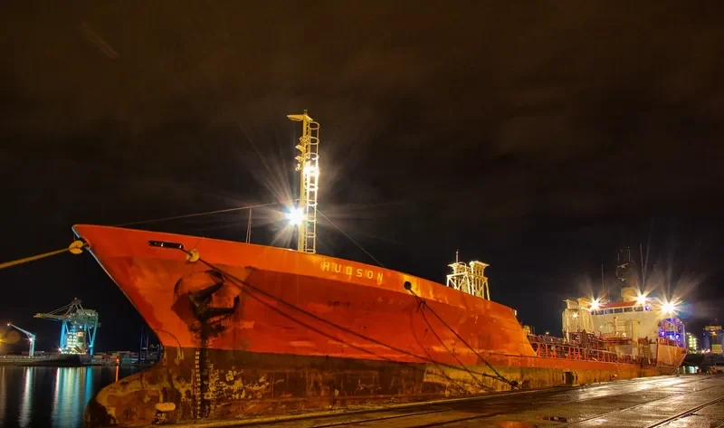HUDSON Tanker IMO 7361697 photo 2