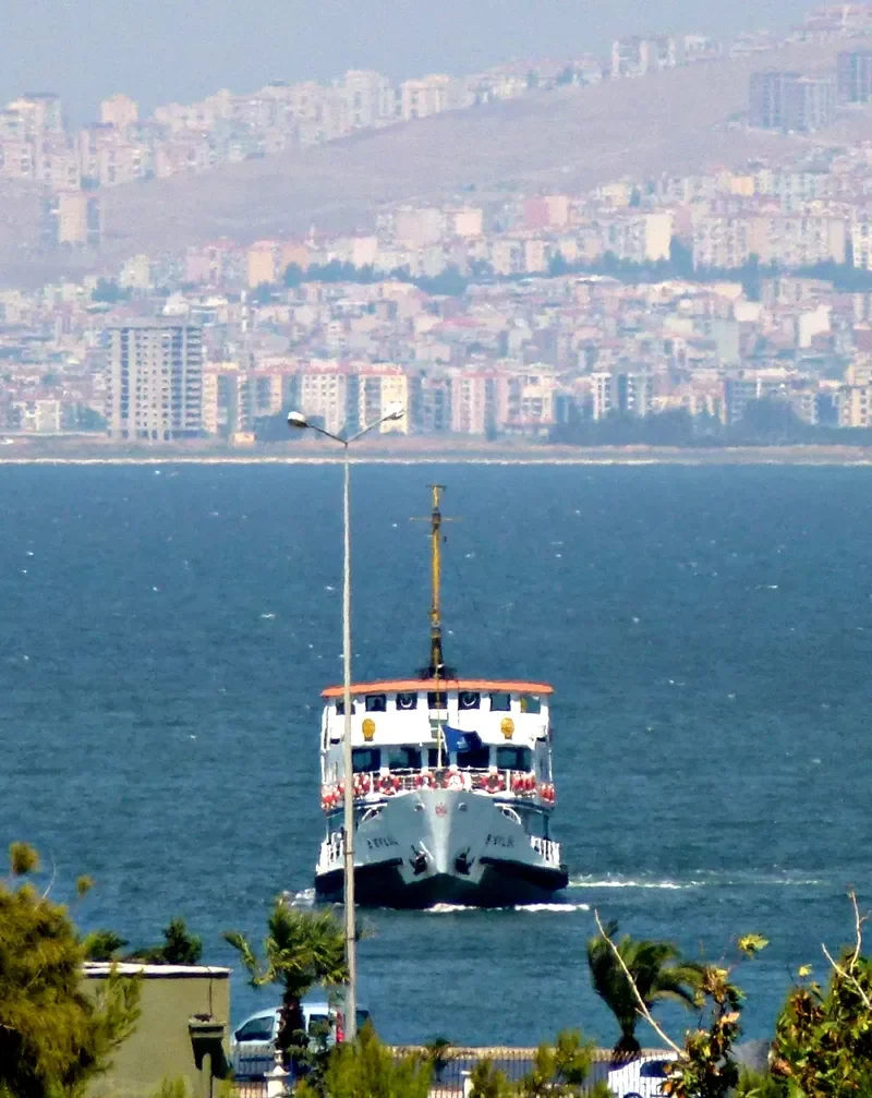 DOKUZ EYLUL Passenger Ship IMO 7364209 photo 3