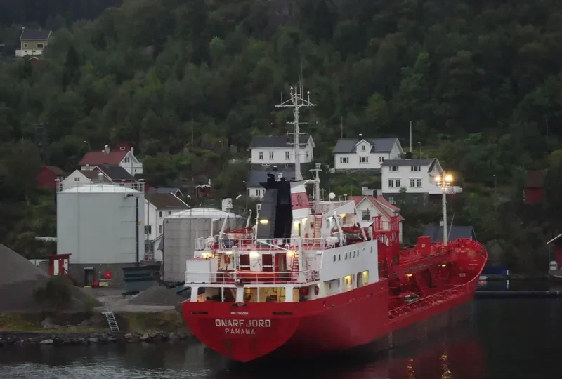 JAZI Tanker IMO 7365966 photo 5