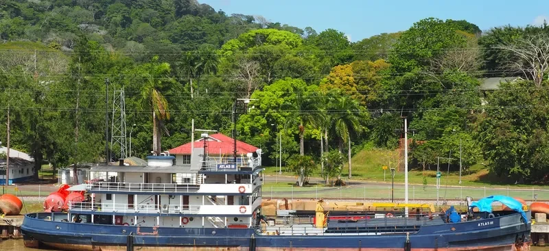 ATLAS III Bulk Carrier IMO 7366104 photo 2