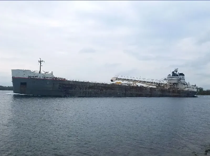 ROBERT S.PIERSON Bulk Carrier IMO 7366403 photo 4