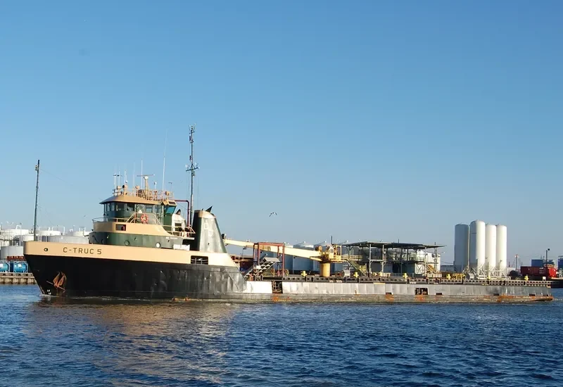 C TRUC NO.5 Offshore Vessel IMO 7367304 photo 2