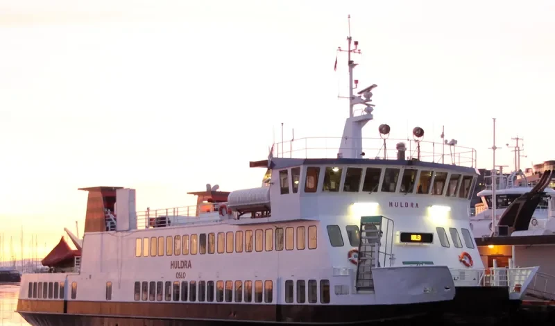 HULDRA Passenger Ship IMO 7368853 photo 2