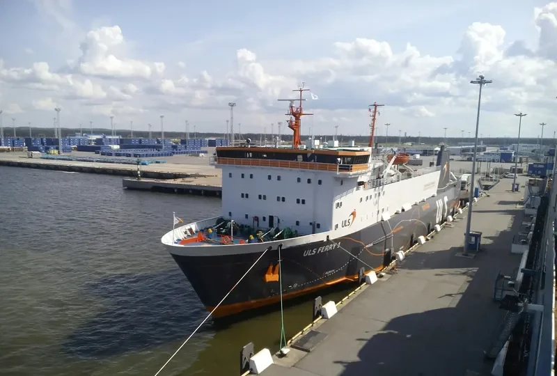 ANA Ro-Ro IMO 7369118 photo 2