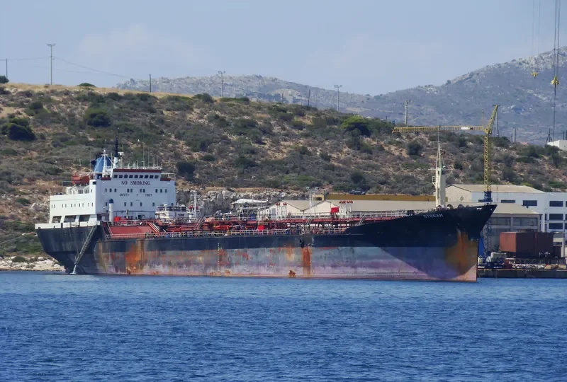 EMPEROR Tanker IMO 7382990 photo 4