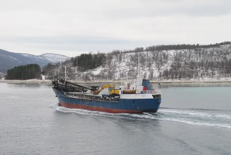 SVEATIND Bulk Carrier IMO 7383059 photo 2
