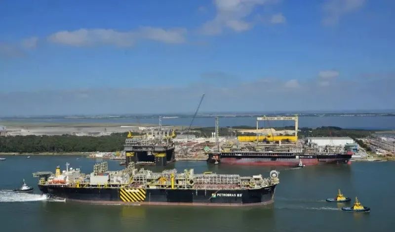 PETROBRAS 63 Tanker IMO 7385124 photo 3