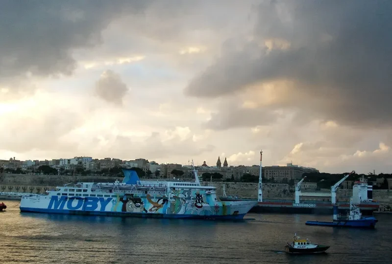 MOBY FANTASY Ro-Ro IMO 7387706 photo 4