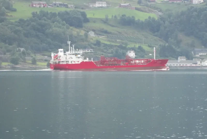 MILLENNIAL SPIRIT Tanker IMO 7392610 photo 9
