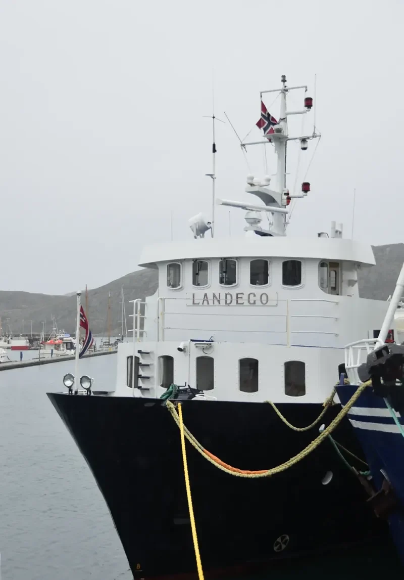 SLOGEN Passenger Ship IMO 7398482 photo 7