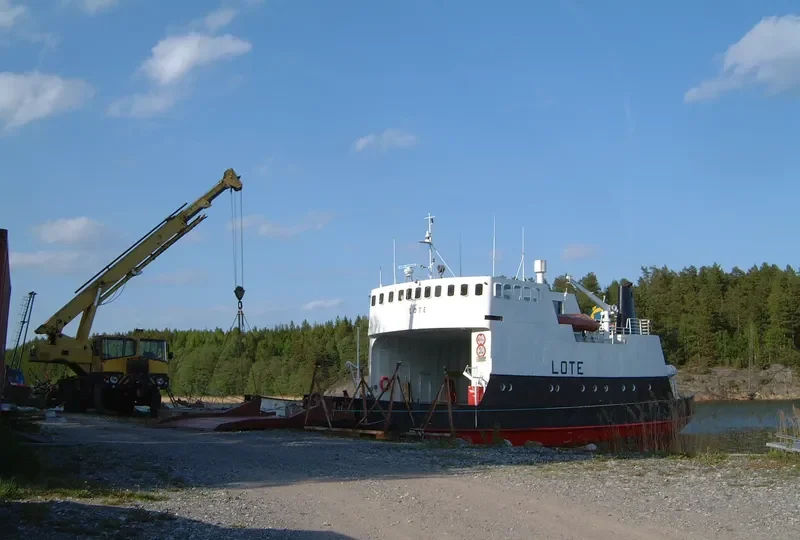 LOTE Ro-Ro IMO 7398535 photo 8