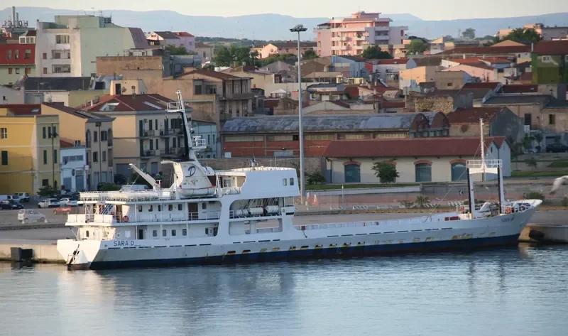 SARA D Ro-Ro IMO 7398602 photo 3