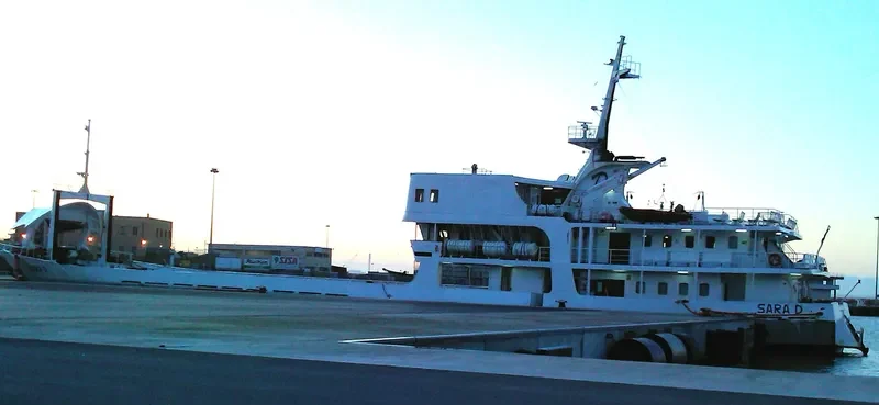 SARA D Ro-Ro IMO 7398602 photo 10