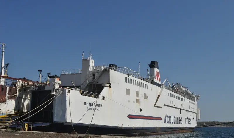 PENELOPE Ro-Ro IMO 7400261 photo 7
