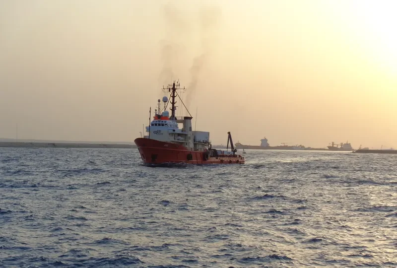 EAS Offshore Vessel IMO 7403146 photo 2